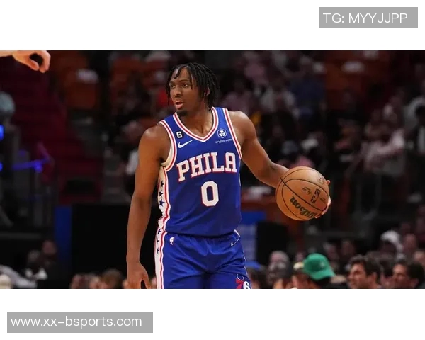 马克西开季表现惊艳连续六场25分5助攻追平历史传奇球员 马克西开季表现惊艳连续六场25分5助攻追平历史传奇球员