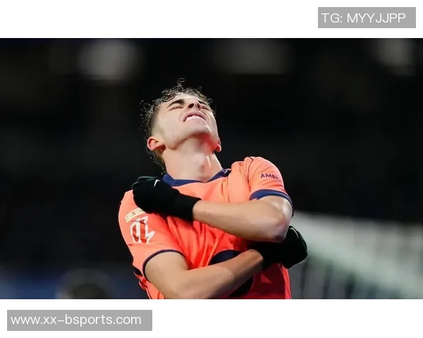 巴萨在曼萨诺执法生涯中红牌最多梅西也曾遭遇红牌困扰 巴萨在曼萨诺执法生涯中红牌最多梅西也曾遭遇红牌困扰