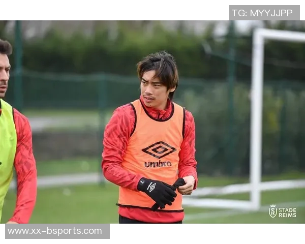 时隔73天重返赛场伊东纯也三分钟内切破门展现实力